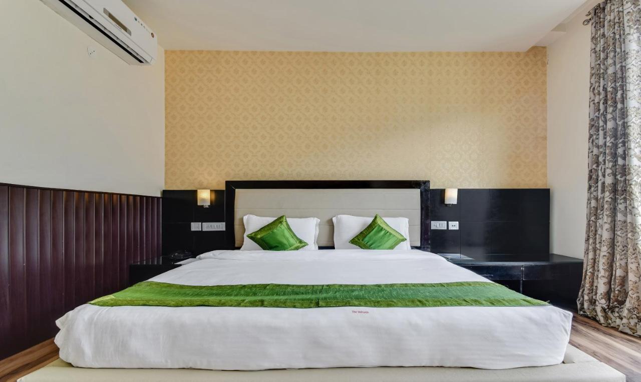 The Vaikunth Hotel Dharamshala Exterior photo